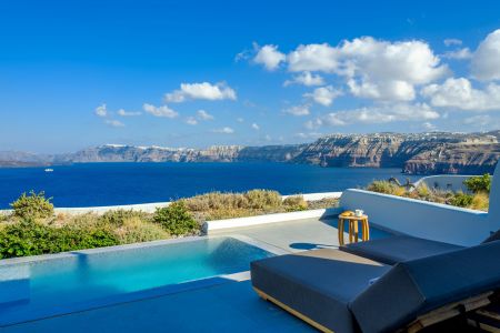 Neptune Luxury Suites on Akrotiri of Santorini island