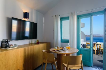 Neptune Luxury Suites on Akrotiri of Santorini island